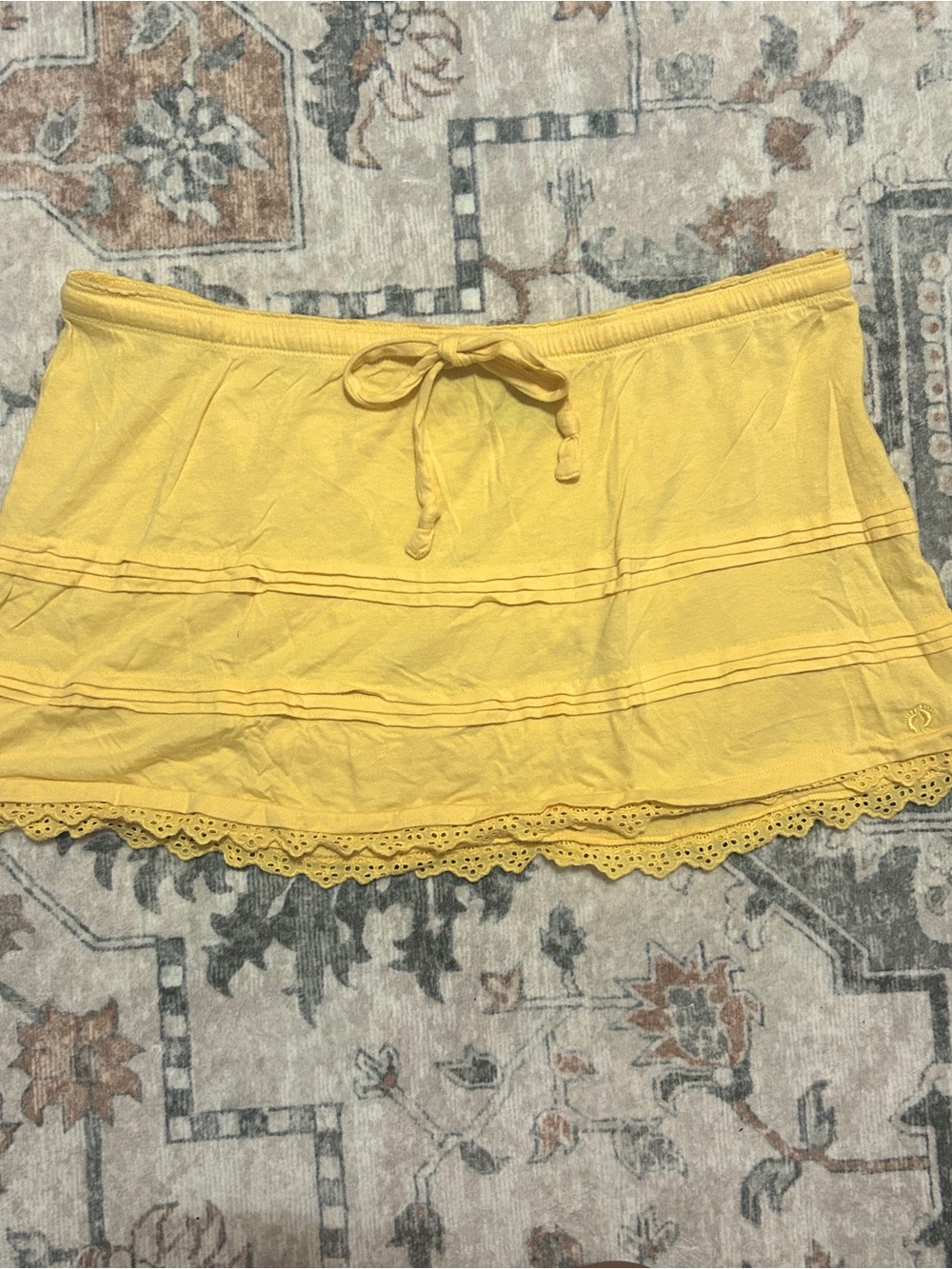 Hang Ten Yellow Cotton Drawstring Mini Skirt with Eyelet Hem